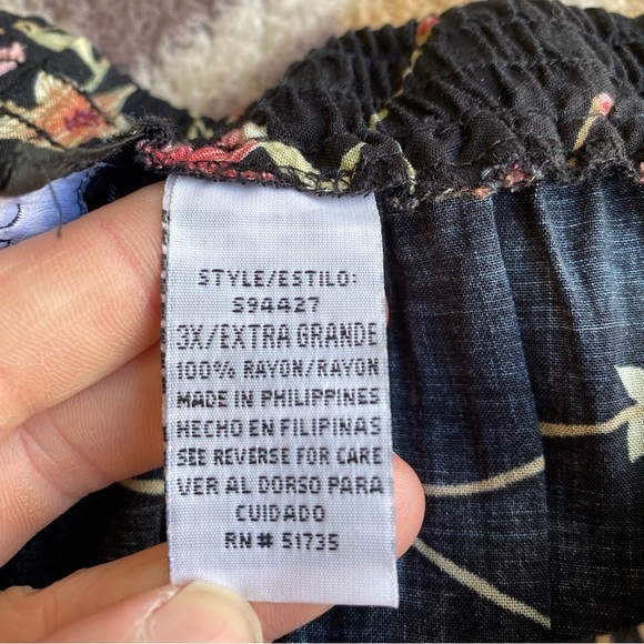 Sag Harbor Woman Floral Button Front MIDI Skirt Women’s Size 3X - Picture 9 of 9